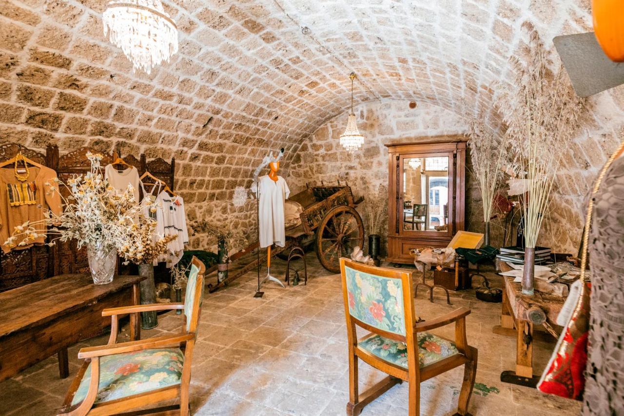 Dimora Di Catullo - Ospitalita Di Charme Villa Палацоло Акрейде Екстериор снимка